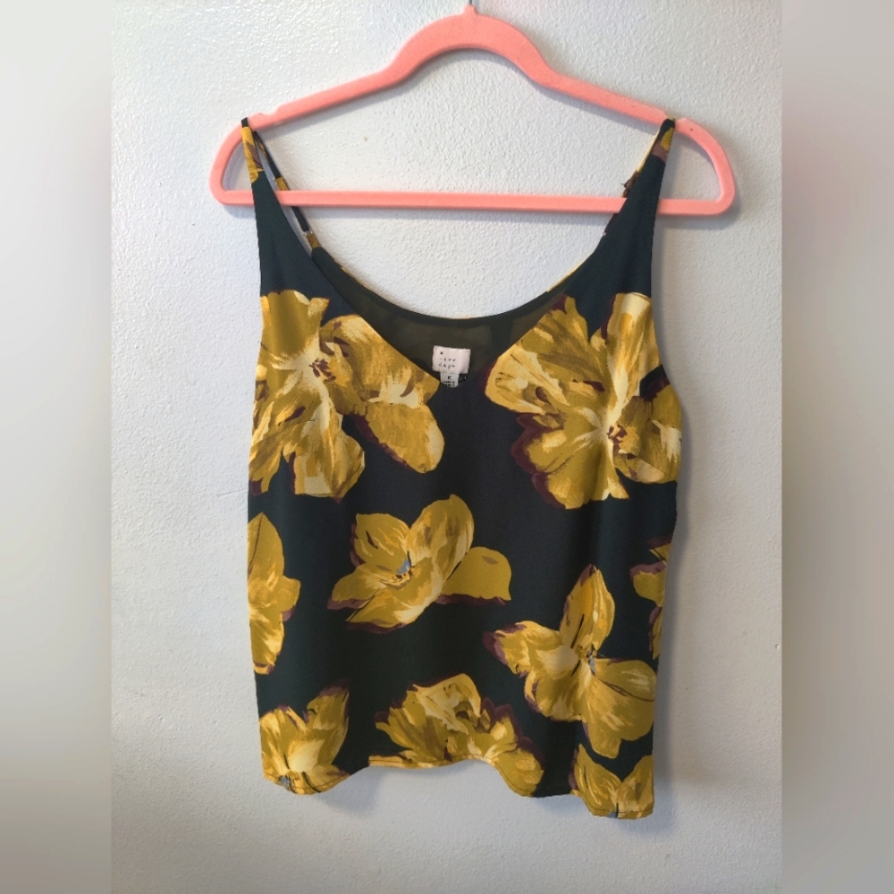 A New Day women's sleeveless green yellow flower blouse top size medium NWT